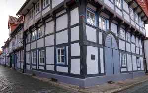 Häuser- Ecke Holzhäuser Strasse
